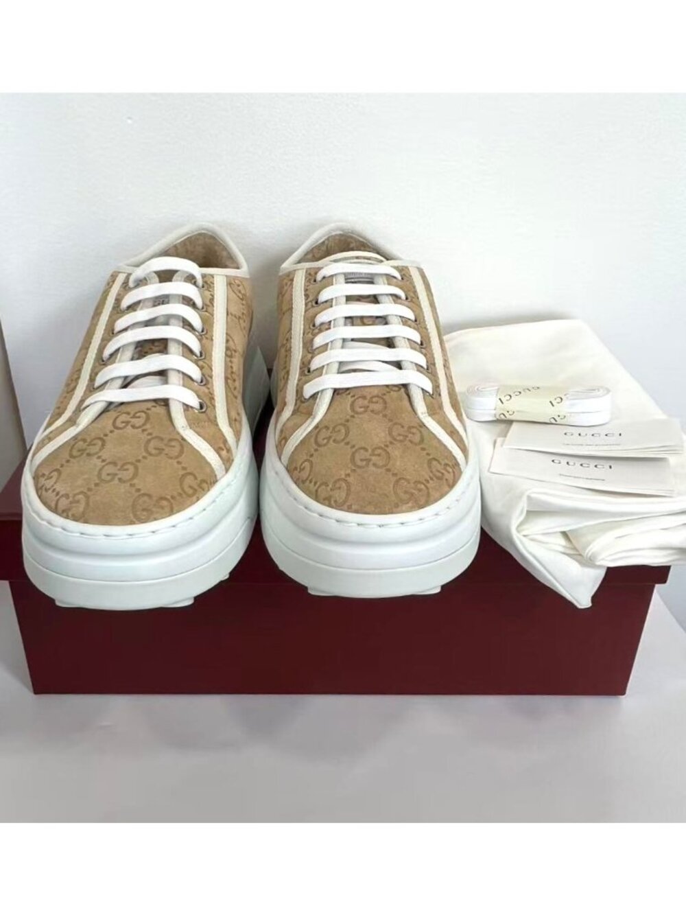Gucci Women’s Tennis 1977 Trek GG Suede Platform Sneakers Buttersco EU40 796294 - Picture 13 of 14